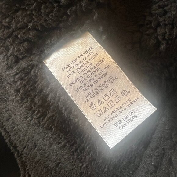 Stella & dot  Black Sherpa Faux Suede Chalet Vest  NWT Womens  Size 1X - Picture 10 of 12